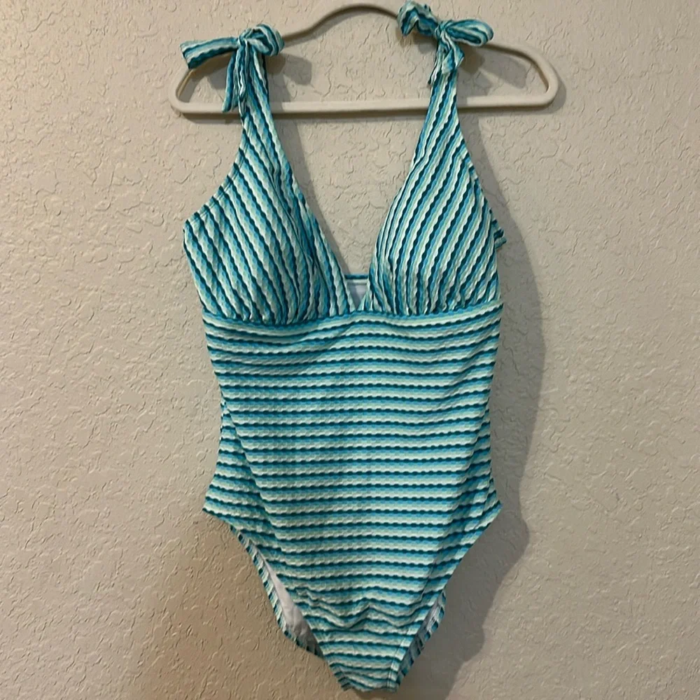 Time and true bubble stripe one piece k
